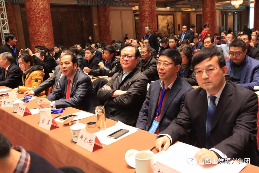 扎根基层为振兴乡村贡献力量,振兴小镇党委书记牛扎根