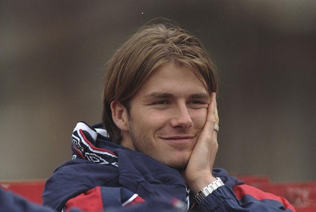 足球卡洛斯贝克汉姆,fifaonline4贝克汉姆和巴乔