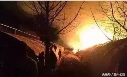 元宵节怎么放孔明灯,元宵节不让放鞭炮的通知