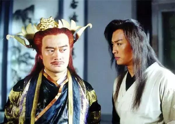 武林外史白飞飞为什么毁朱七七容,武林外史白飞飞被朱七七气得吐血