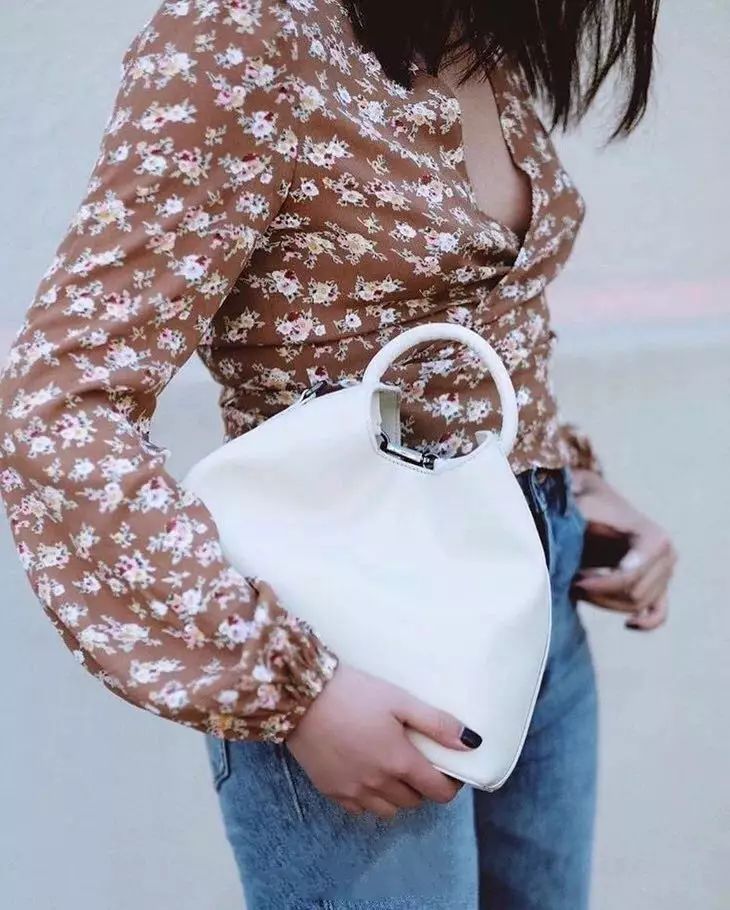 开工大吉带的东西,适合上班族的几款大牌包包分享