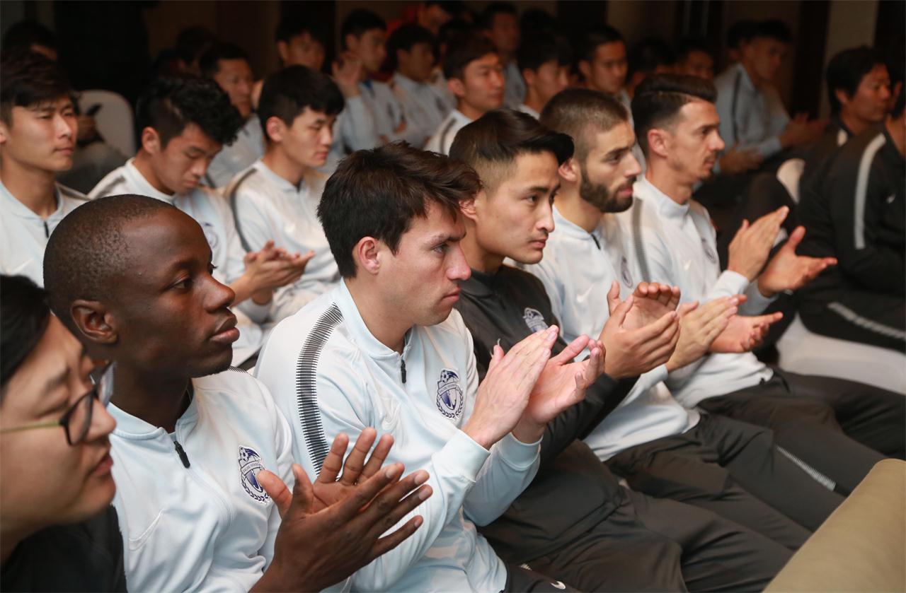 中超足球赛现场直播大连一方,中超现场直播大连一方