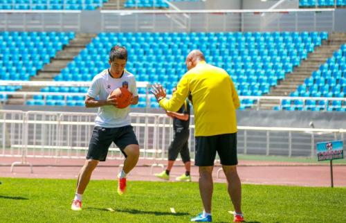 十大足球小说最新推荐完整版,5本篮球运动类型体育竞技小说