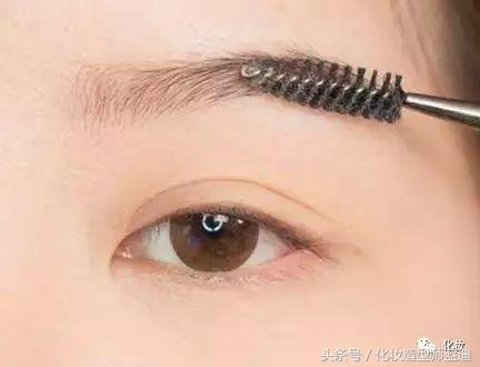 新手淡妆化妆教程防水持久眼线笔,内双单眼皮新手化妆入门教程淡妆