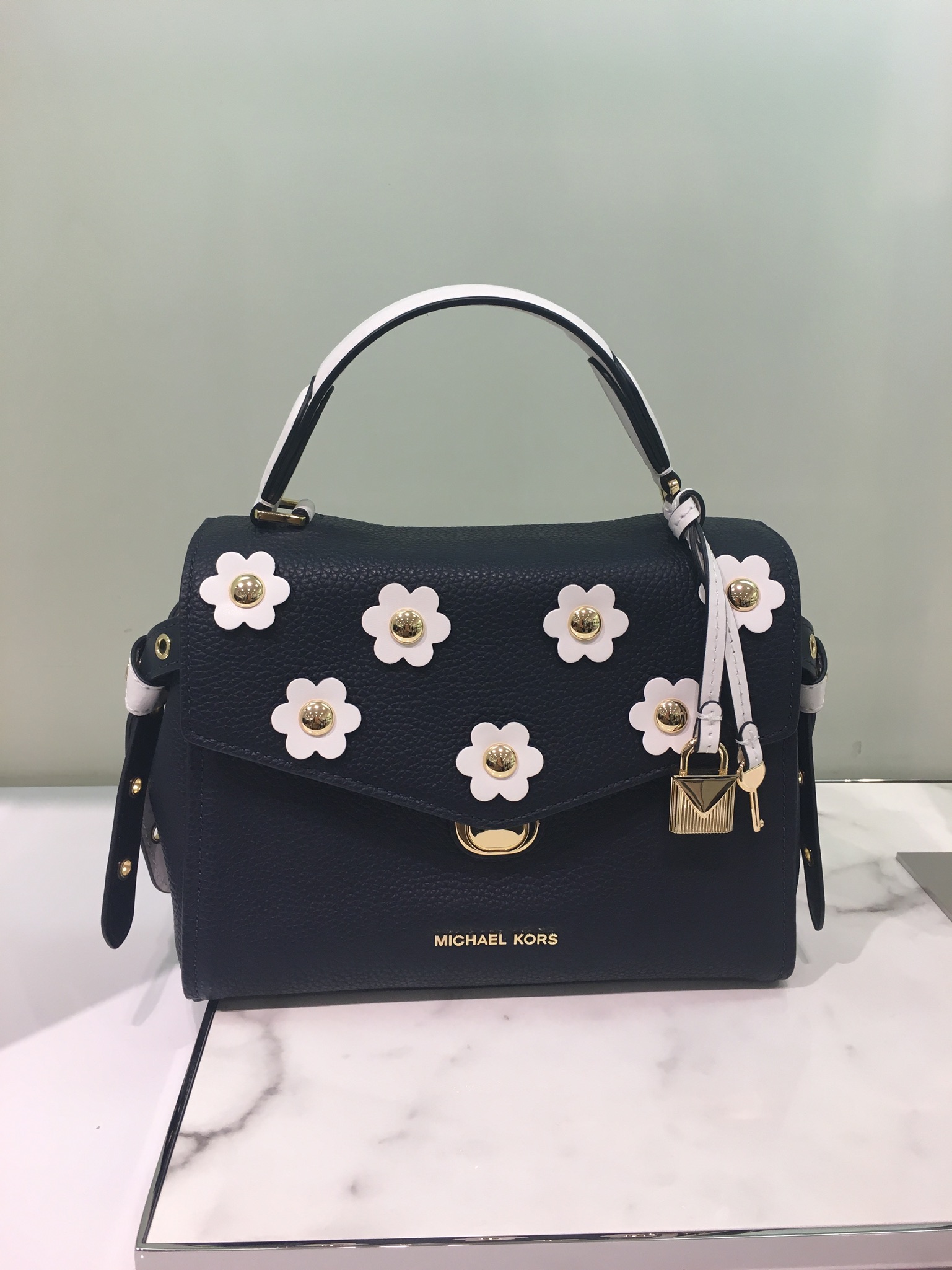 mk新款包包设计逆天2018,mk包包2018新款翠绿色