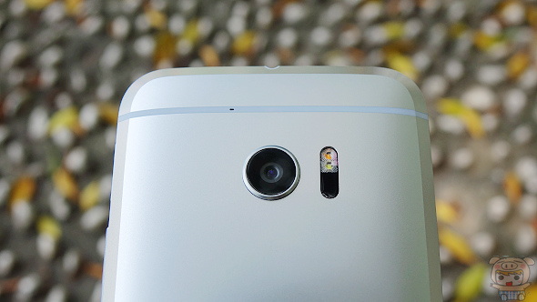 文本直送科技新闻:宏达电旗舰智慧型手机「HTC10」崭新体验,十分完美!