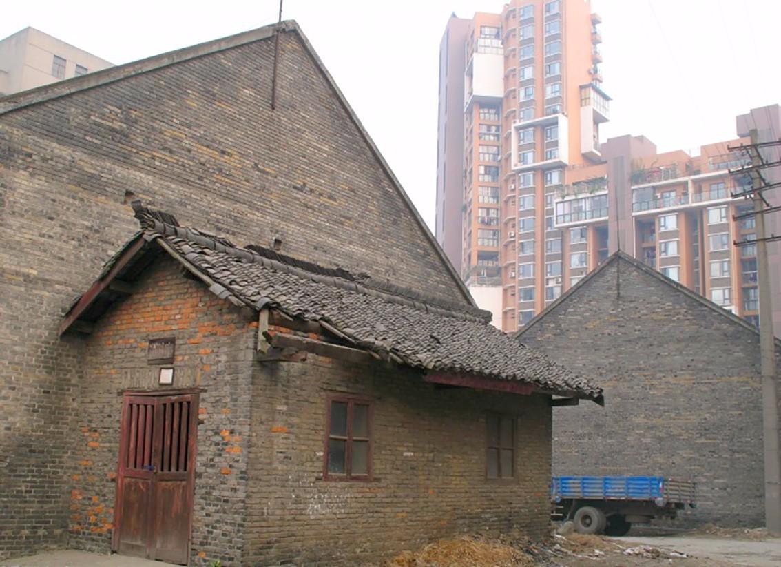 它们承载好多成都人的记忆,让我们一起来保护这些老工业建筑吧!