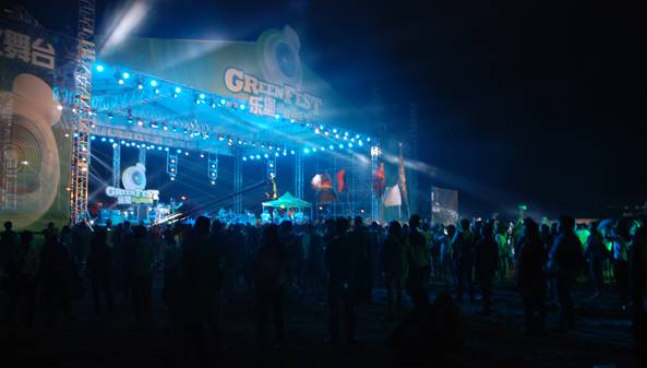 来一趟重庆带什么好,如果有朋友来重庆你会带他去哪