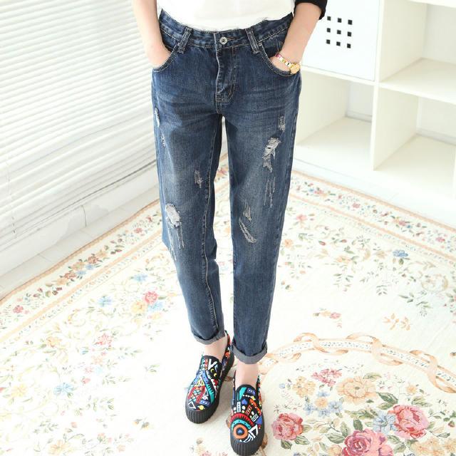 黑白条纹短衫搭配牛仔裤,条纹衫阔腿牛仔裤搭配