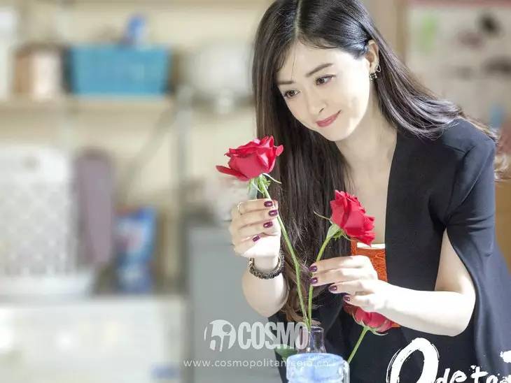 安迪炫富,安迪有钱不