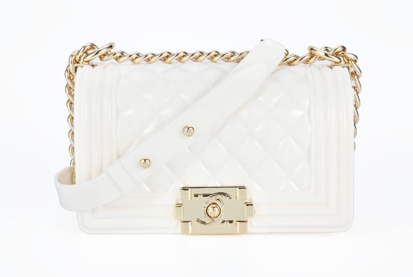 适合夏天背的通勤包百搭,天热背什么材质的包