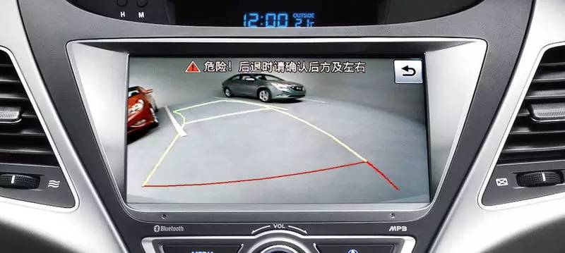 朗动前门凹陷修补费用,现代朗动车漆修补自喷漆