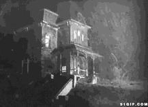 好瘆人磨滩三区一男子深夜在窗下发现无名骨灰坛，打开后竟...