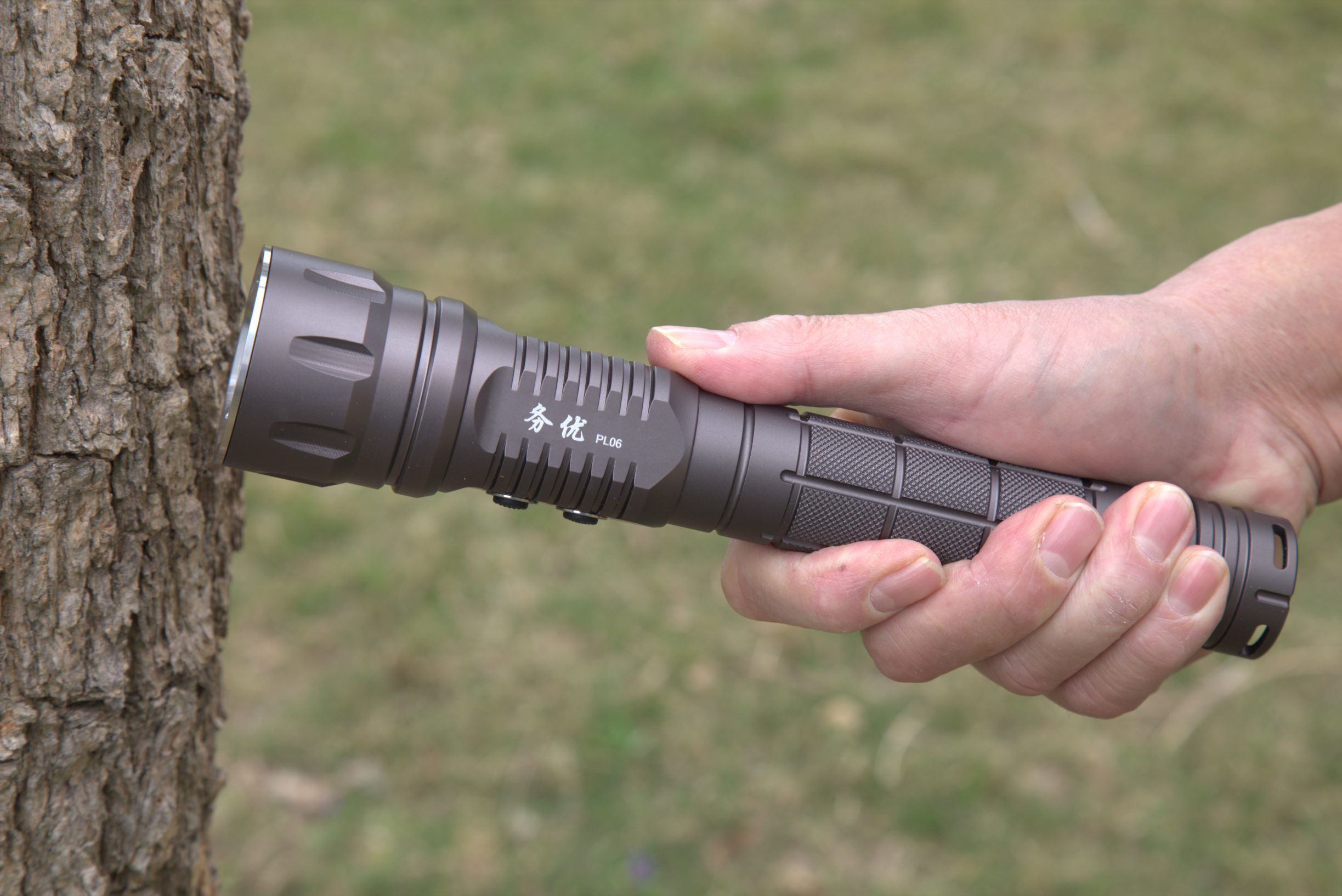 LED强光电筒品牌,led强光手电筒订购