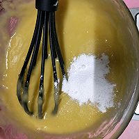 小白兔粉红色草莓蛋糕,粉红色草莓蛋糕