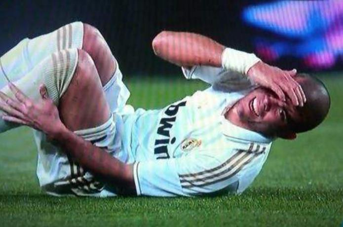 世界足坛十大假动作,郜林世界波绝杀恒大卫冕中超