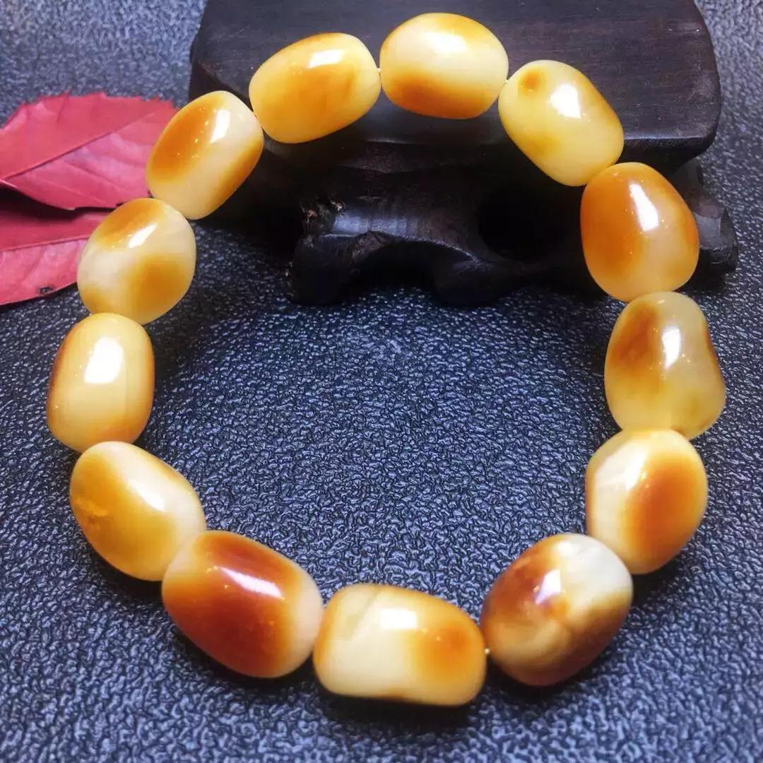 蜜蜡刚入手怎么有塑料味,蜜蜡上手有什么感觉