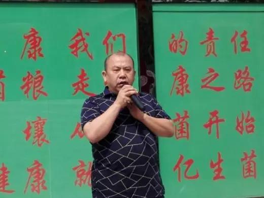 520大爱，西贝隆基带你找回小时候的味道，唇齿间甘甜如饴