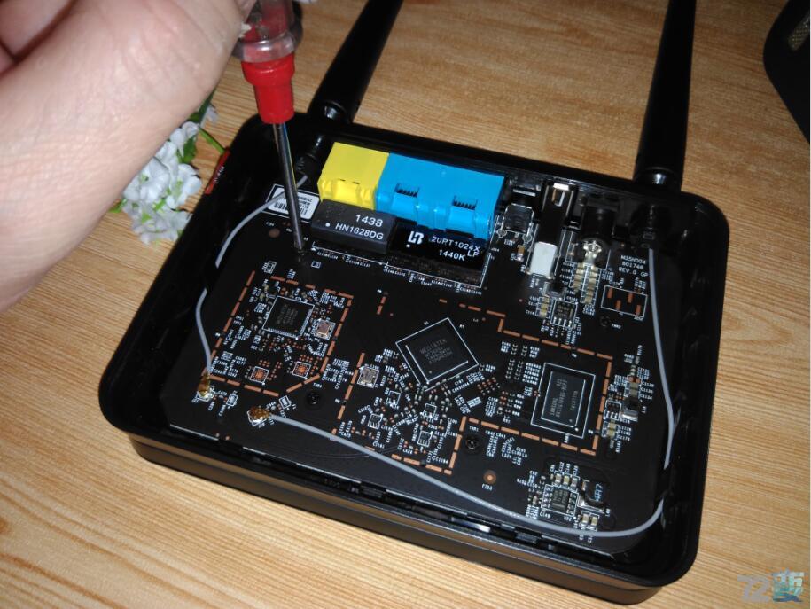 路由器wifi小型,目前路由器的主流对比评测