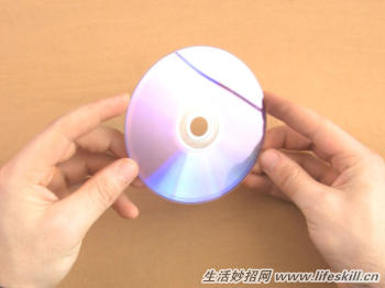 怎样修复光盘划痕,怎么修复划伤的光碟