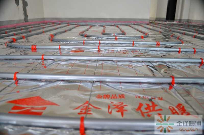 水地暖安装要多少钱,水地暖装墙上