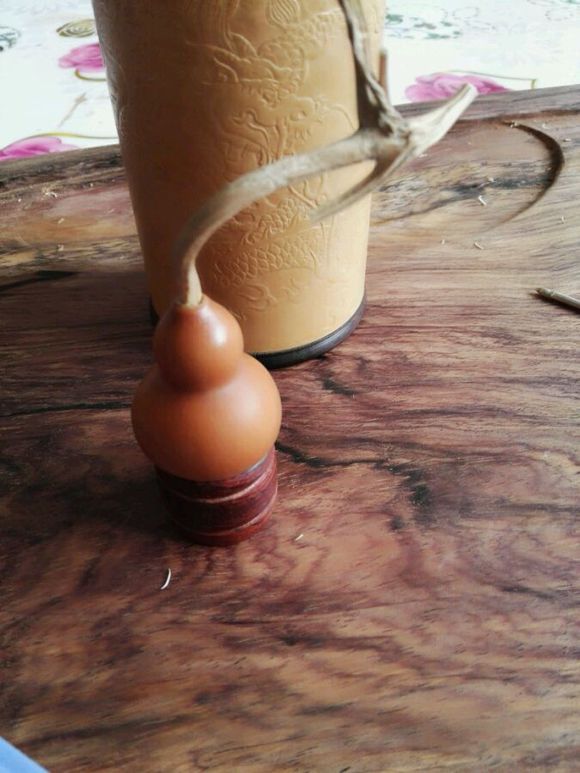 葫芦龙头断了怎么救,葫芦龙头断了用什么胶水好