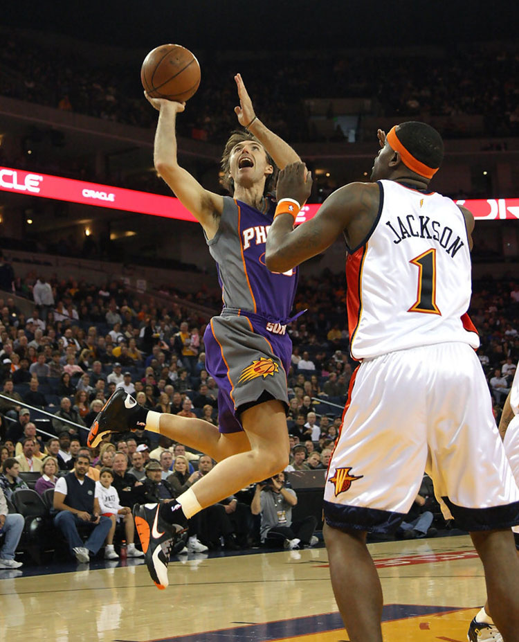 球鞋进化史篮球鞋推荐,控球后卫球鞋天花板