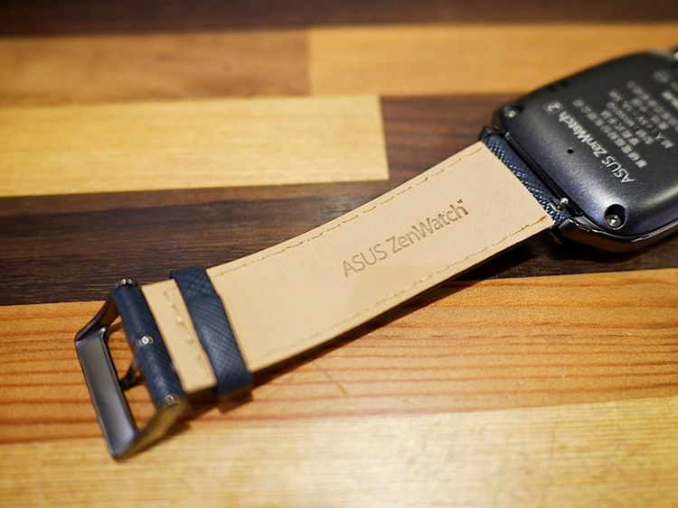 华硕zenwatch2什么配置,华硕zenwatch2更换电池