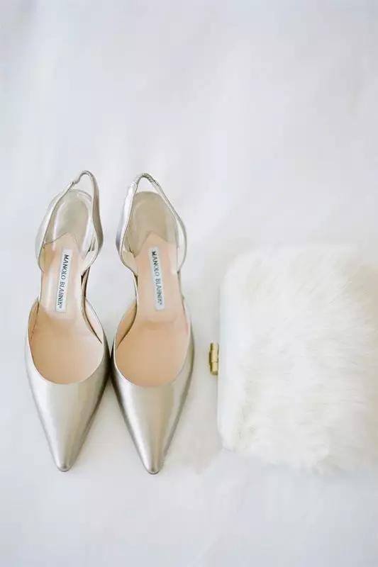 不同脚型的人应该穿什么鞋高跟鞋,各种脚型适合穿的高跟鞋动漫版