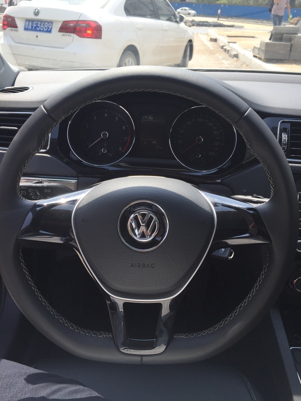 大众速腾1.5超越版提车全过程,25款大众速腾1.4t