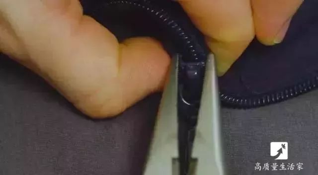 新鞋褶皱挤脚,鞋子前面有褶皱挤脚