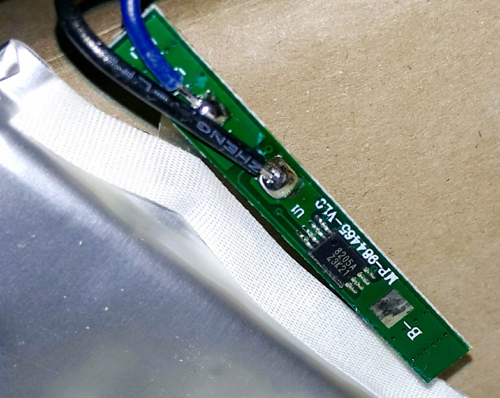 迷你充电宝拆解测评,绿联磁吸充电宝拆解