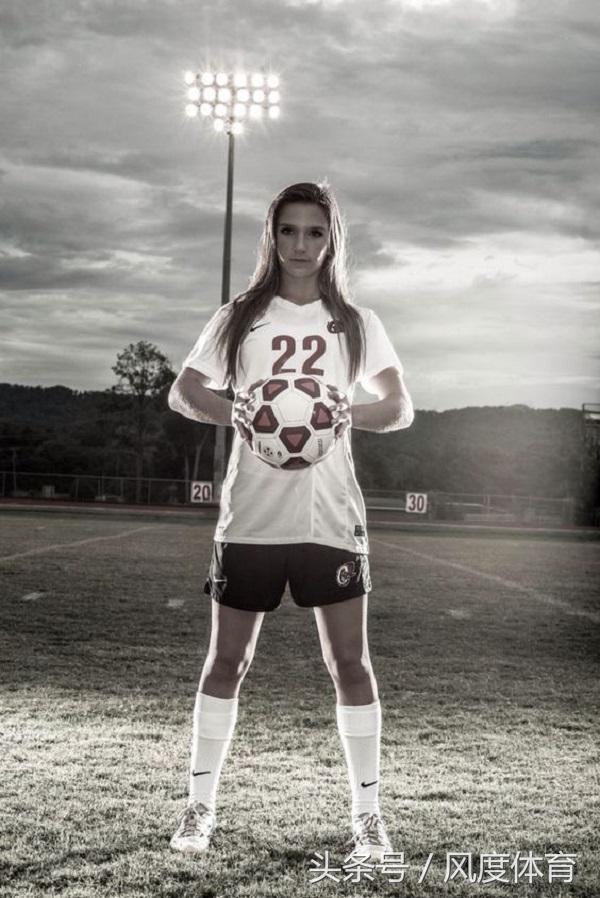 告诉你如何让足球大神也为你让道