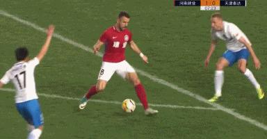 韦世豪国安建业,上港韦世豪2018中超第一个进球