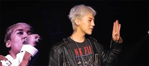 内含GD签名tee！|冠希没把kappa穿潮？因为你没看过龙哥怎么搭