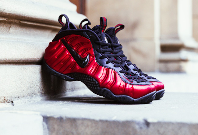 球鞋的夜光底,adidasyeezyboost750gum