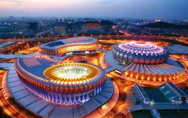 济南哪个区比较适合居住,在济南在哪个地方住玩比较方便