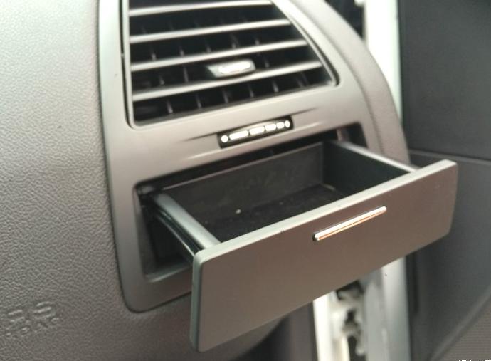 世嘉vts顶配,开着比较稳的轿车