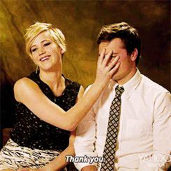 粤语唔该与多谢的区别,粤语多谢和唔该的两种意思