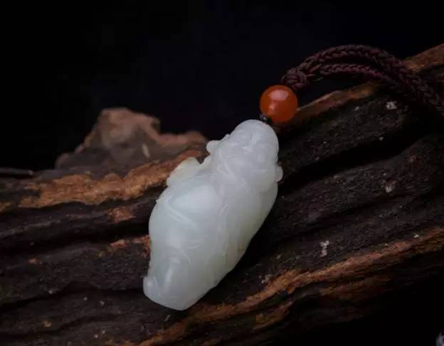 女士文玩最好看的款式,最值得女人戴的文玩