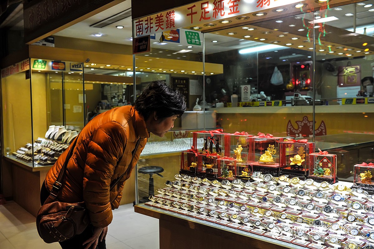 买正品手表还是水货手表,手表水货和行货的差价多少