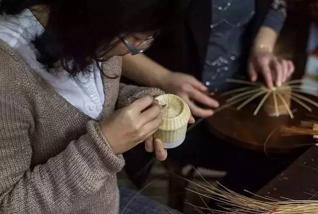 涓鸿鑰佸﹩娆㈠績鐢蜂汉鍋氫簡娴极鐨勪簨,涓鸿濡诲瓙娆㈠績涓嬪帹鍋氶キ