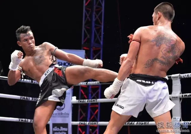 西提猜打败泰拳视频,西提猜大战泰拳王