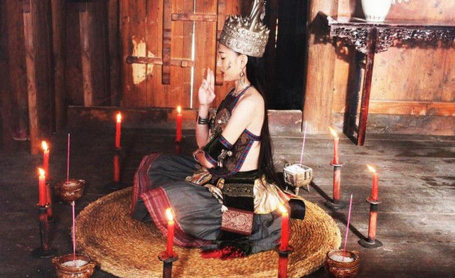 古代最邪恶的“苗疆八大巫蛊术”,这个皇帝就是因他家破国亡