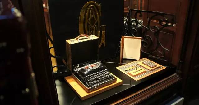 奢品牌丨Goyard，这个征服了老佛爷的奢侈品箱包鼻祖