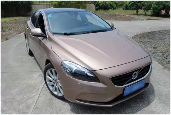 沃尔沃v40两厢值得购买吗,沃尔沃v40二手车如何选择