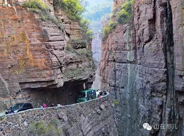 郭亮村愚公移山的精神,新乡郭亮太行之魂完整版