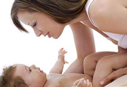 6个新生儿护理禁忌，不懂就别再对宝宝说你爱他！