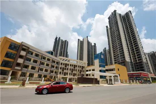 公告青秀区新添四所公办小学,今年九月招生(玉兰路小学、百花岭路小学、民主路小学佛子岭路校区、林里桥中段小学)