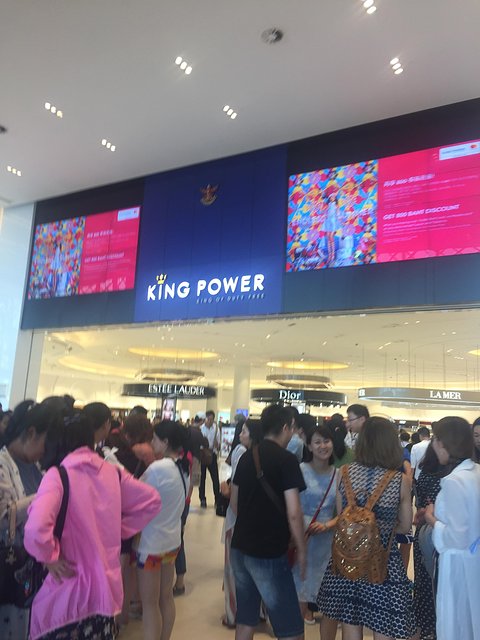 甯︾潃鐗涢瓟鐜嬬湅鏄熸槦,甯︾潃鐗涢瓟鐜嬪嚭鏉ョ湅涓婂笣